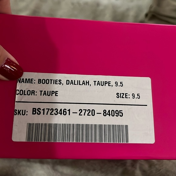 Taupe wedge booties 9.5 faux suede bow detail paper bag top Dalilah Shoe Dazzle - Picture 7 of 8